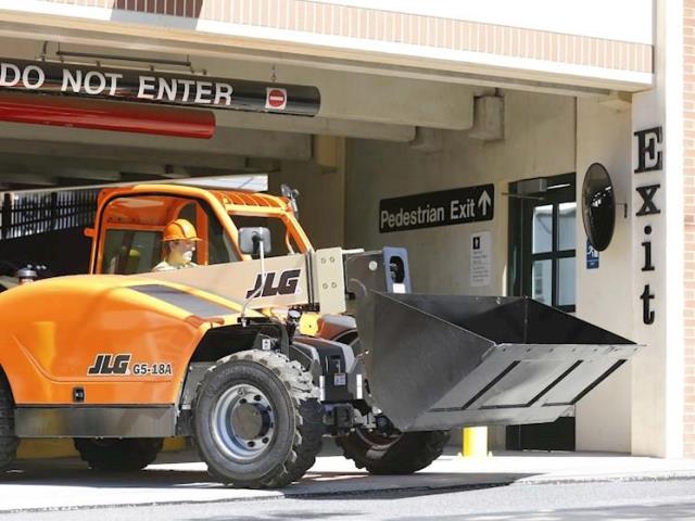 Rental store for BUCKET, FORKLIFT  G5 JLG  72  1 YARD in Paris TN